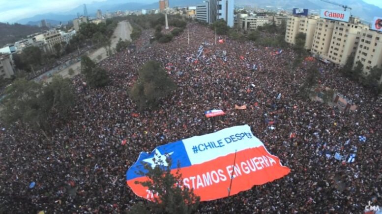 A million Chileans march in Santiago to protest inequality