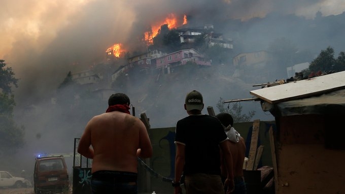 Chile: Fire in Valparaíso destroys over 100 homes on Christmas Eve