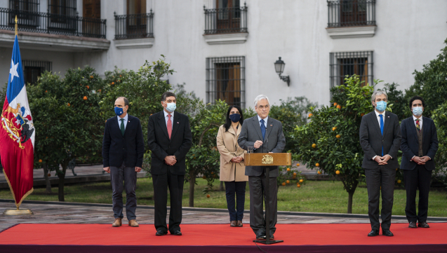 Piñera enacts law limiting reelection of Chilean legislators, councilors and governors