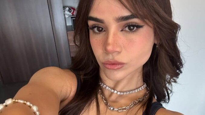 Alana Flores