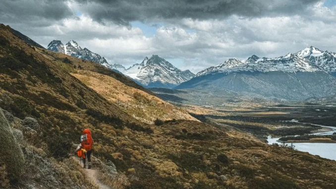 hiking-in-mountains-in-patagonia